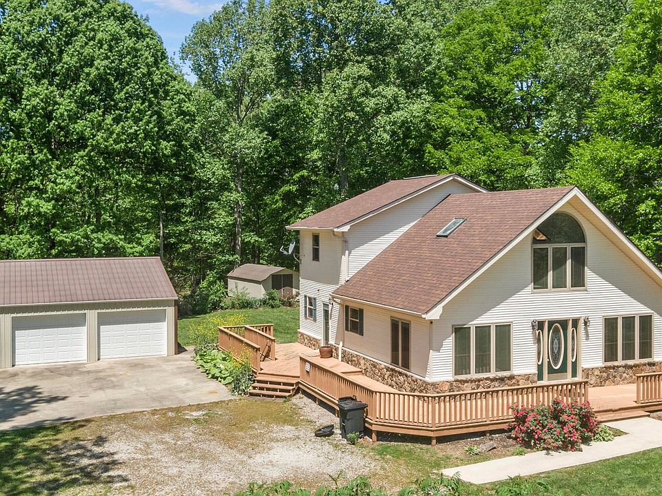 1st image of 580 Lindsey Ln