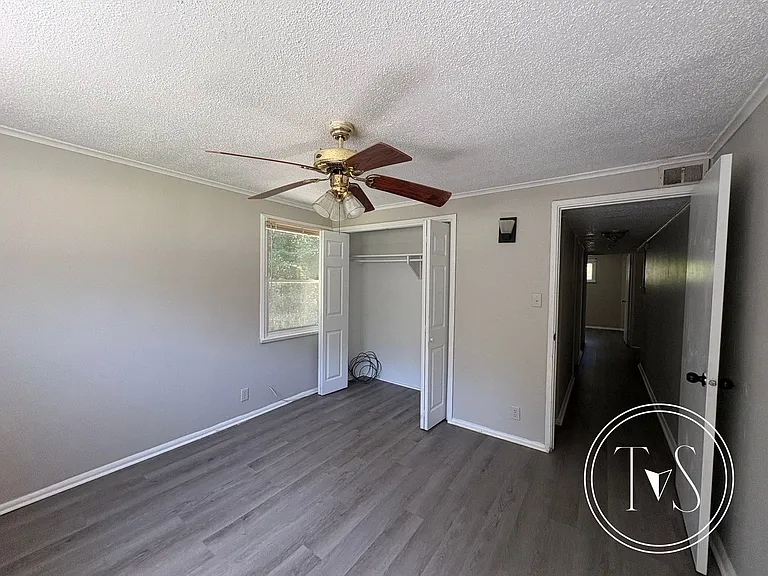 524 Arnall Dr — Photo 11