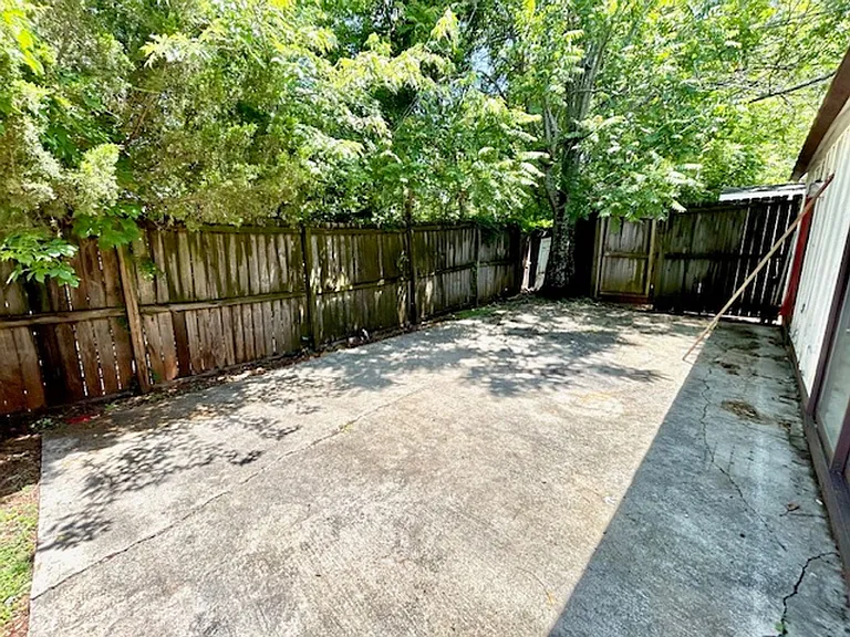 4216 Chalet Cir NW — Photo 14