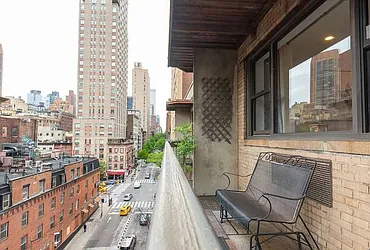 Rented by Mossanen Group