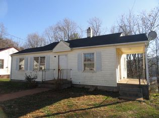 617 Mayo Ct, Stuart, VA 24171