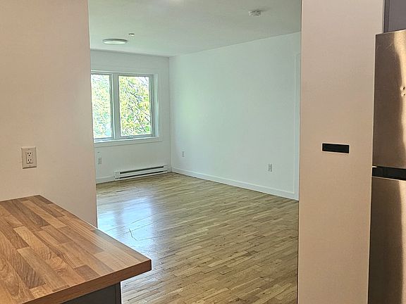 5th image of 35 Springside Ave #3H