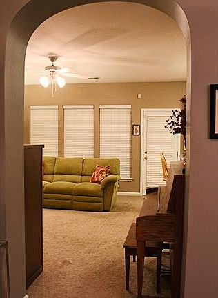 5th image of 9639 Corbett Square Ln