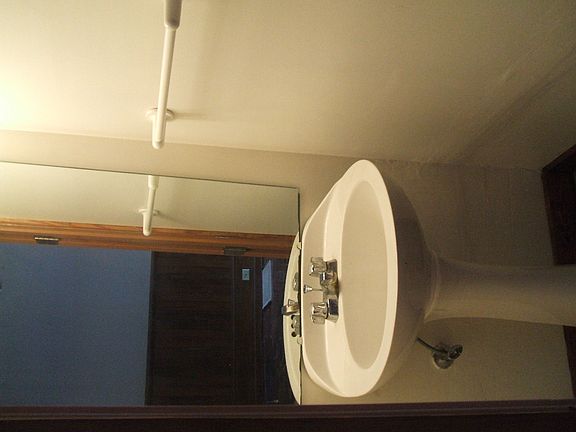 5th image of 518 E Macon St #518