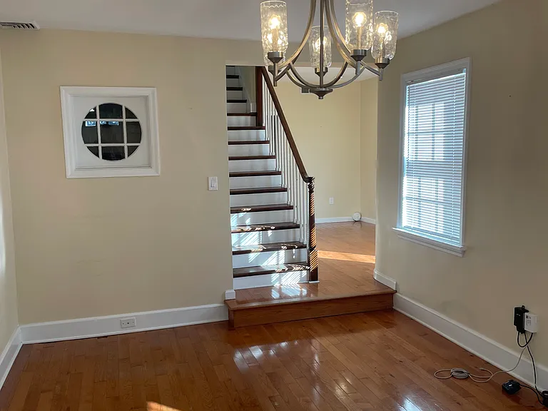 635 S Front St — Photo 30
