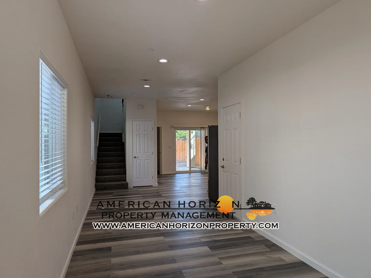 3 bed, 2.5 bath, 1494 sqft, $2,650 — Photo 3