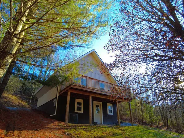 60 Viewpoint Ln, Troutdale, VA 24378
