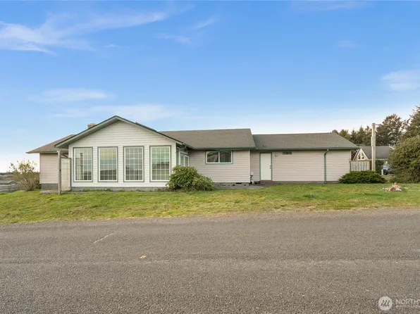 32801 J Place, Ocean Park, WA 98640