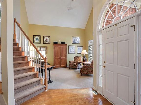 2nd image of 4114 Devon Wood Dr NE