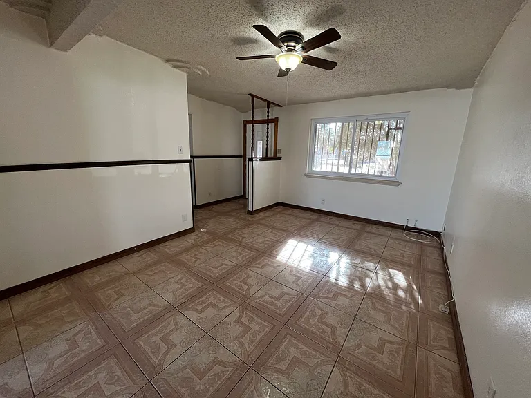 9323 Nottingham Dr — Photo 5