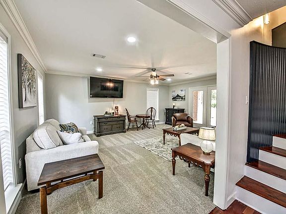 4th image of 104 Russwood Dr