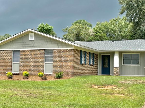 500 Pell Ave