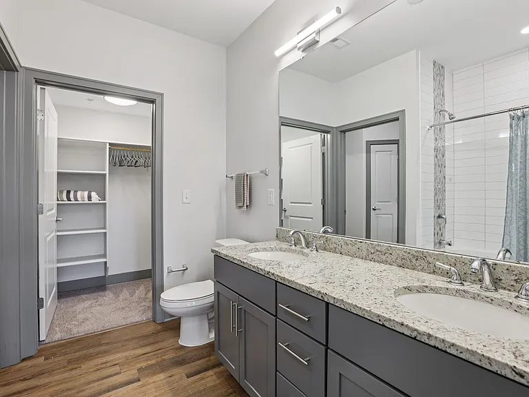 The Kent at Carmel City Center — Photo 11