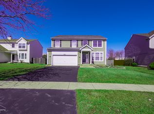 252 Balmoral Ct, Glendale Heights, IL