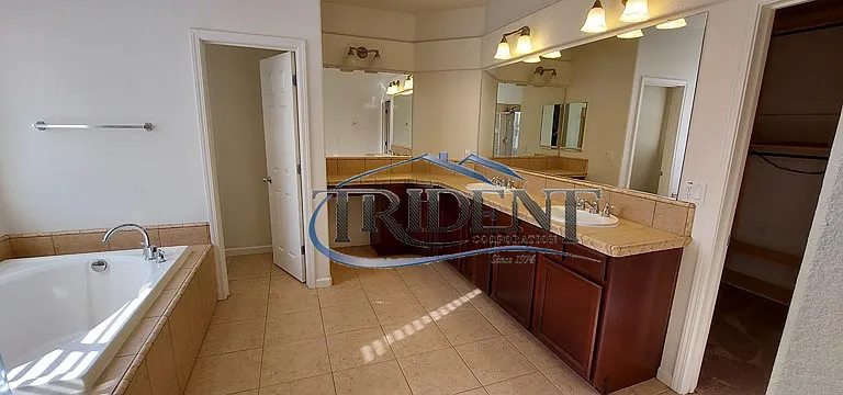 1941 Branding Iron Way — Photo 13