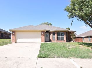 5703 Golden Dr, Killeen, TX 76542
