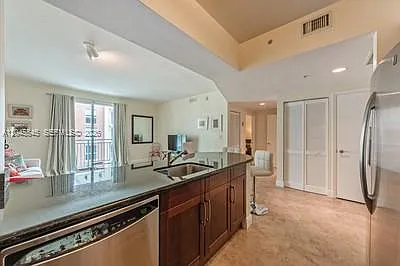 7285 SW 90th St #D-409 — Photo 21