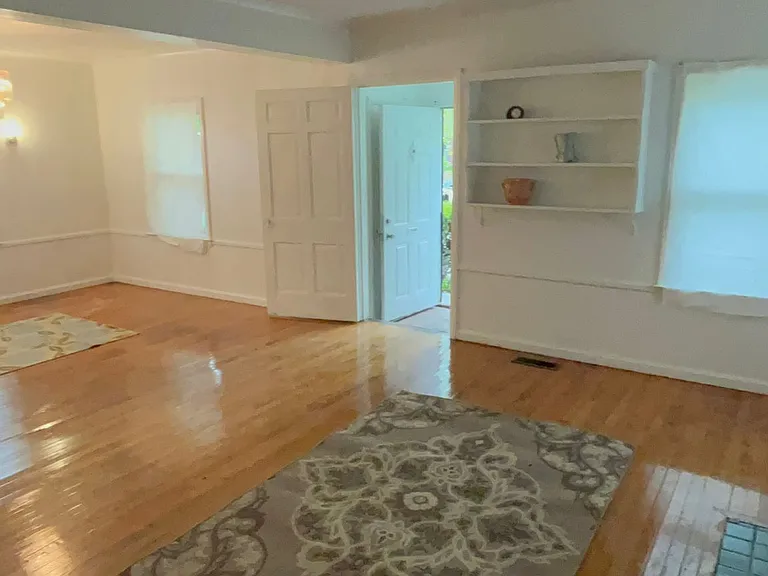 19329 Murray Hl — Photo 11