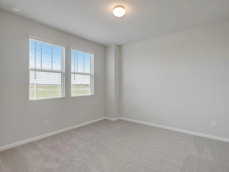 125 Clemens Dr — Photo 21
