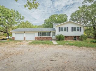 883 Lark Rd, Goodman, MO 64843