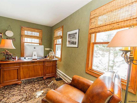 4th image of 3 Victoria Ln
