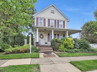 77 Heights Ave, Fair Lawn, NJ 07410