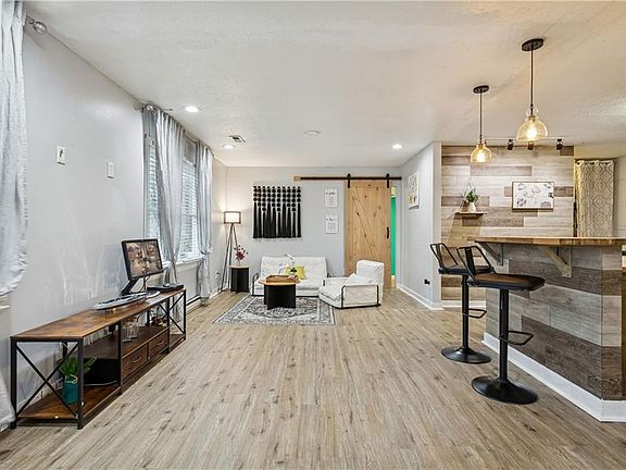 2nd image of 703 Rasmussen Dr