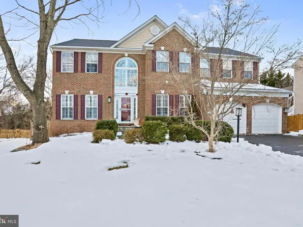 325 Bill Brower Ct, Purcellville, VA 20132