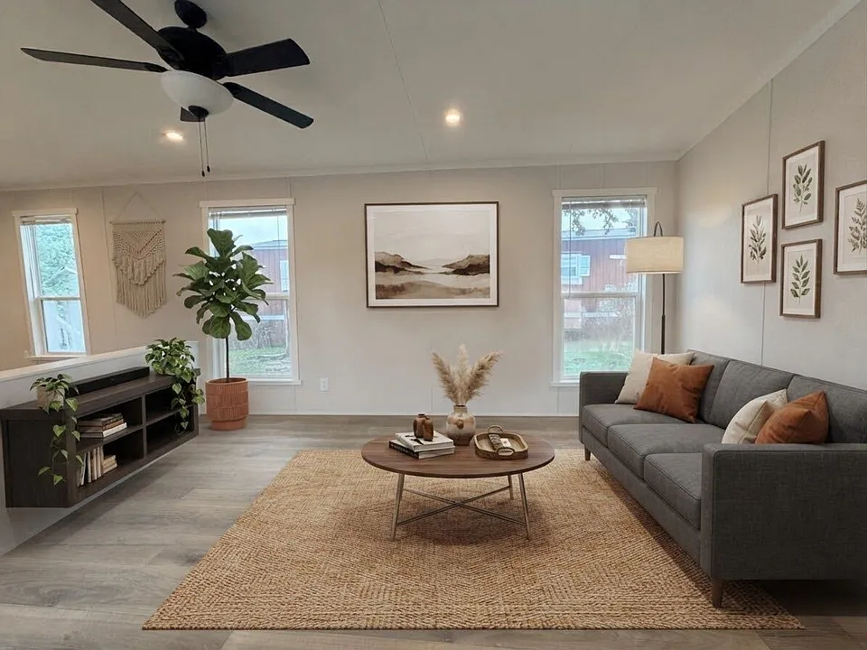 709 N Collins Fwy #112