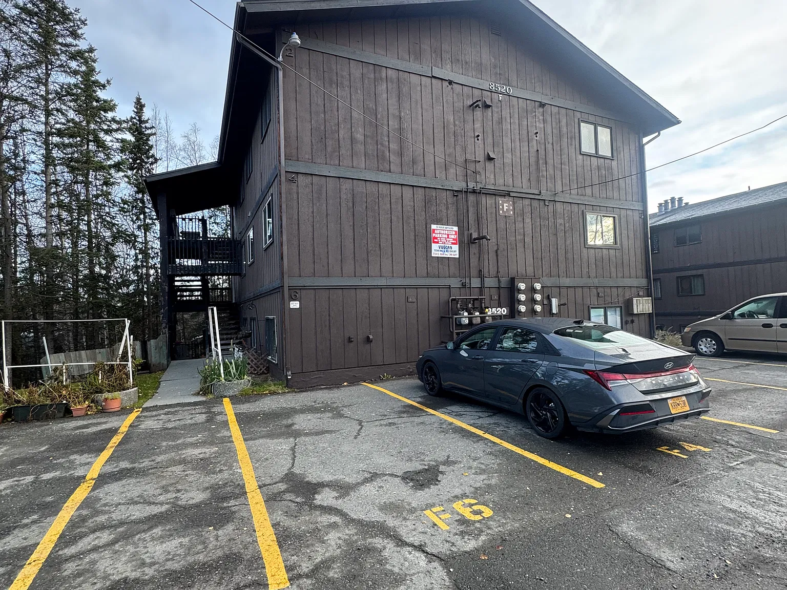 2 bed, 829 sqft, $1,900 — Photo 4