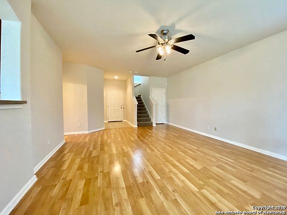 4th image of 10107 Roseangel Ln
