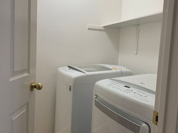5th image of 2520 Roman Dr