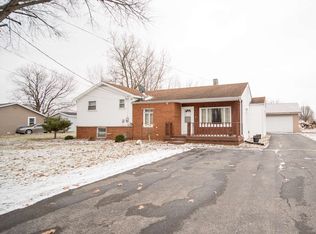 2376 E Bair Rd, Columbia City, IN 46725