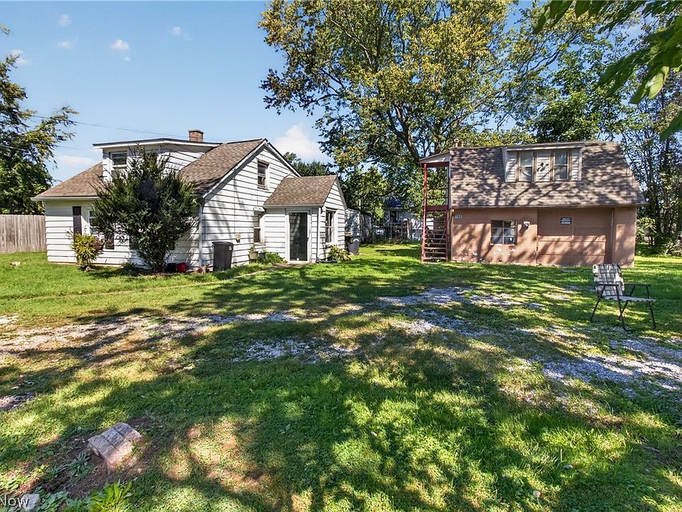 1st image of 186 Parmely Ave