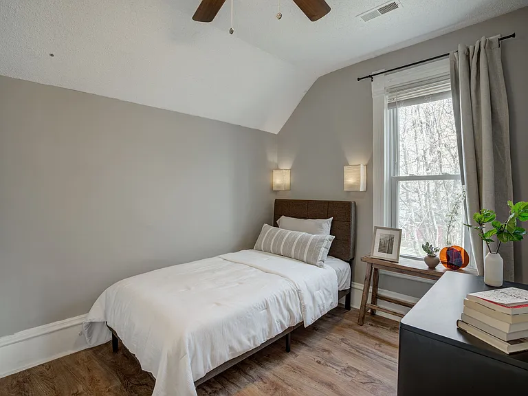 1505 Main St NE #2 — Photo 11