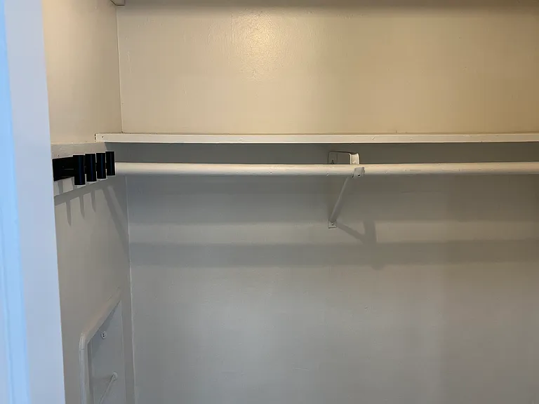 822 Crenshaw Blvd #2 — Photo 7