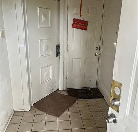 3rd image of 216 Langley Ave