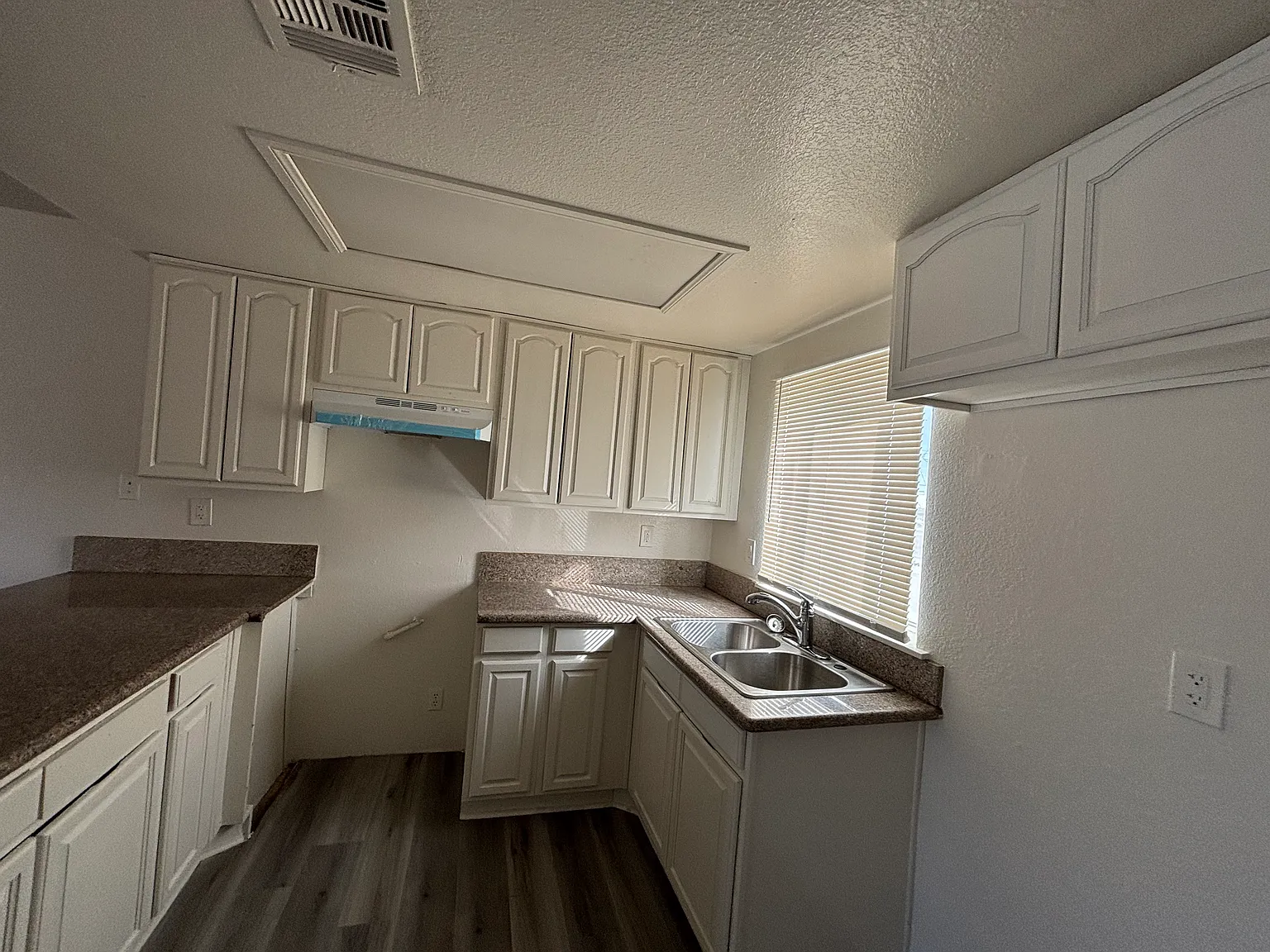 2 bed, $1,595 — Photo 3