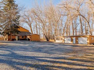 745 Southfork Rd, Cody, WY 82414