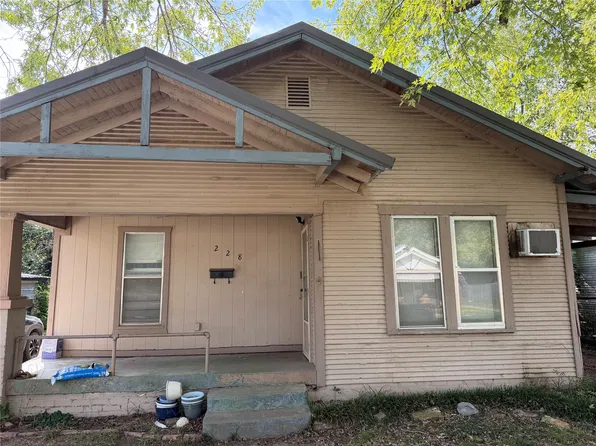 228 10th Ave NW, Ardmore, OK 73401