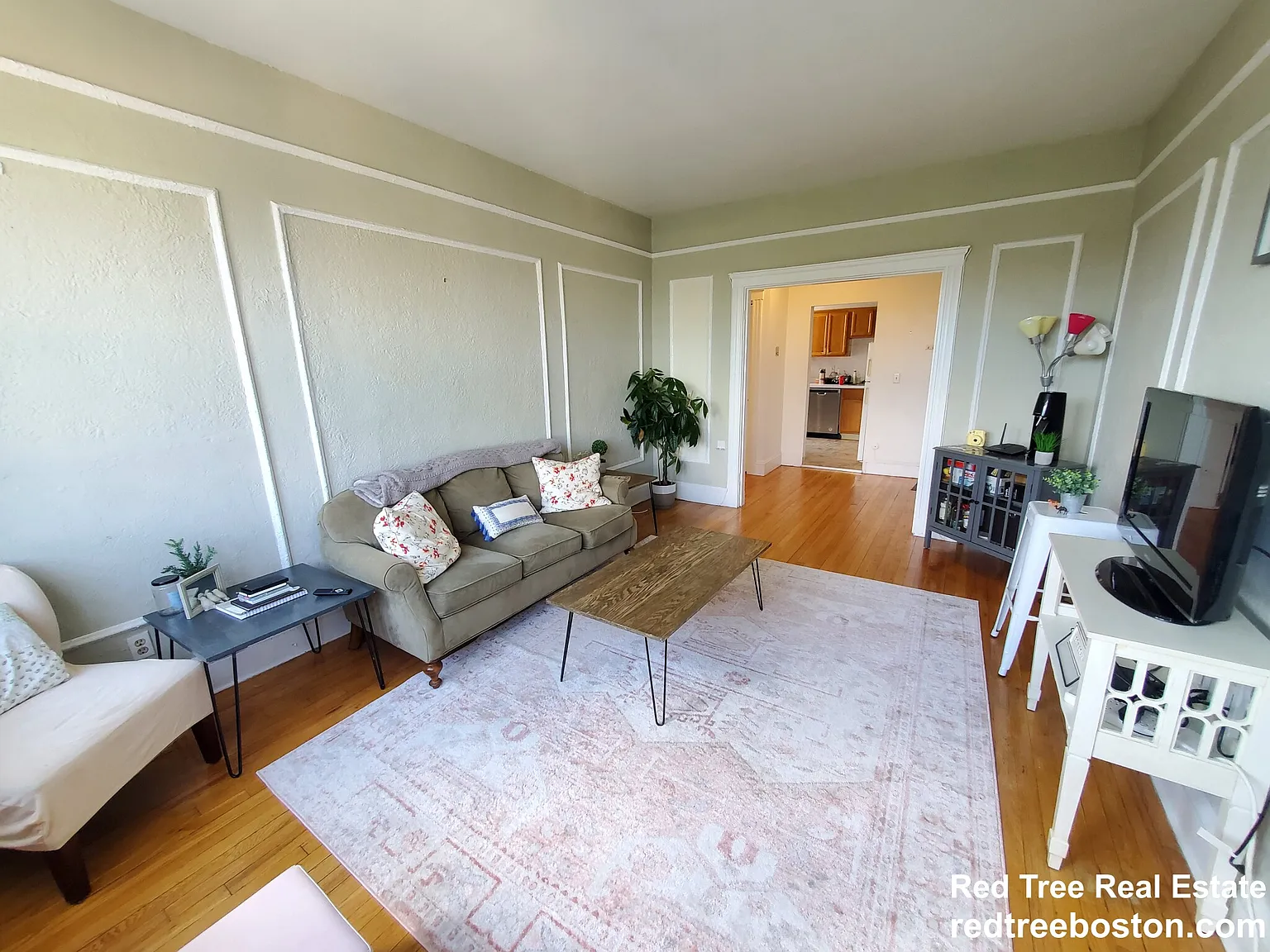 2 bed, $2,700 — Photo 1