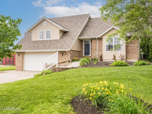 9494 Erika Ln, New Bloomfield, MO 65063