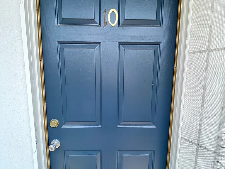 Riverdale Dr — Photo 10