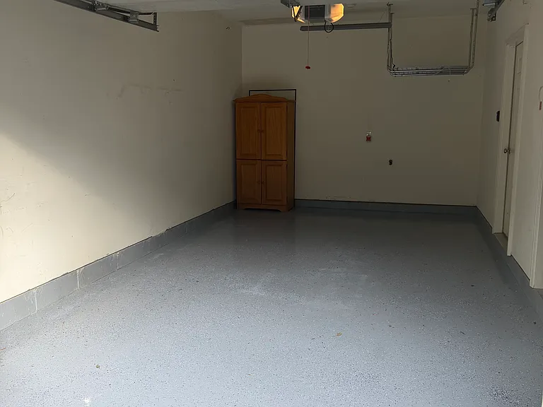 2 Sheridan St #402 — Photo 2