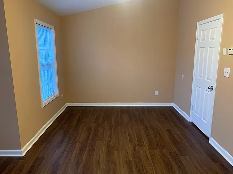 2179 Executive Dr — Photo 16