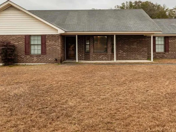 105 Sebring Dr, Bloomingdale, GA 31302
