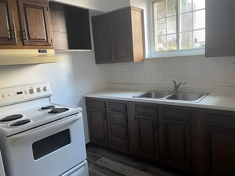 3506 Mayfair St #B — Photo 8