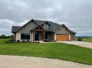 6181 Lake Elbo Rd, Manhattan, KS 66502