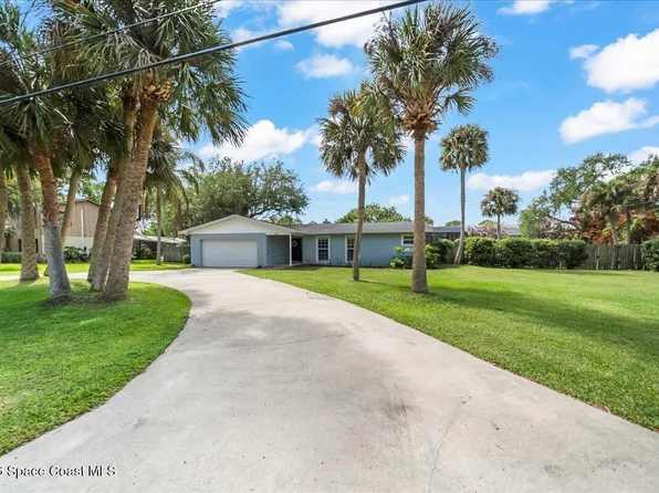 565 Heron Dr, Merritt Island, FL 32952