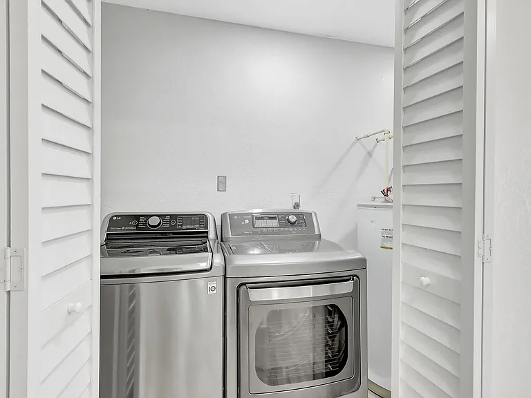3701 Avenue S — Photo 11